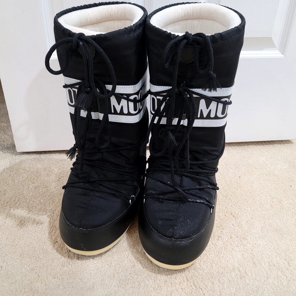 Moon Boot Women's Black Snow Boots